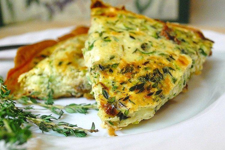 Omelett aus Zucchini mit Quark und Rosmarin