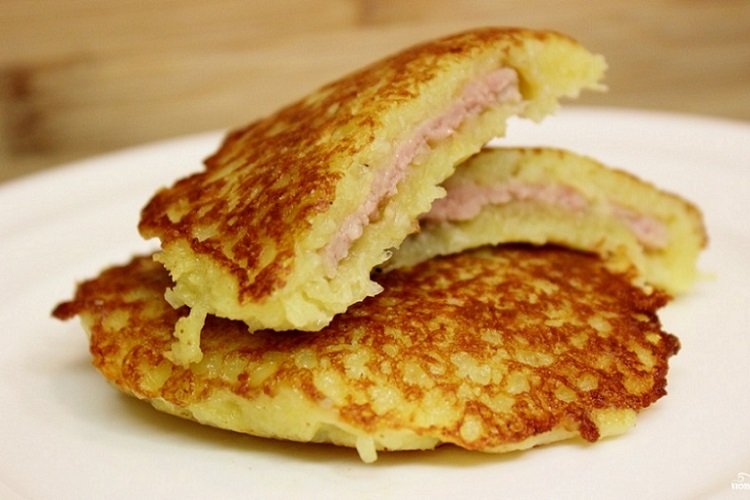 Potato Pancakes with Minced Meat
