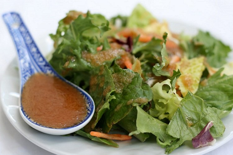 Libysches Dressing für griechischen Salat
