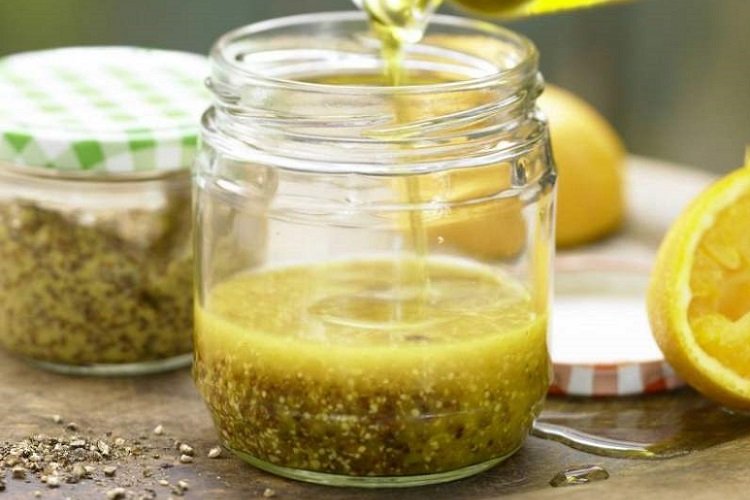 Dressing mit Dijon-Senf