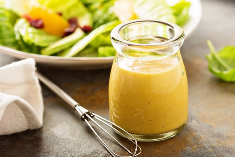 Joghurt-Dressing für griechischen Salat