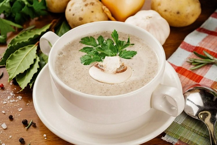 Crema de champiñones con patatas