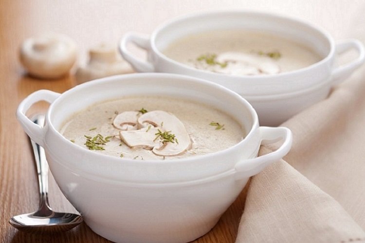 Crema de queso con champiñones
