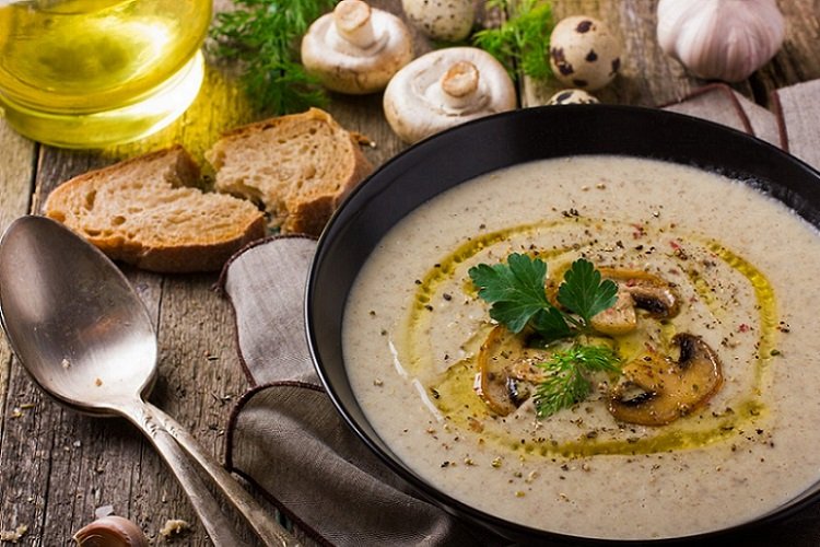 Crema de champiñones a la francesa
