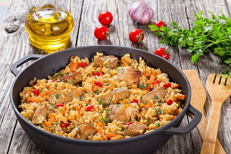 Paella mit Schweinefleisch