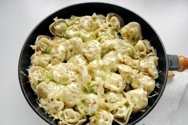 Pelmeni Fried with Bryndza