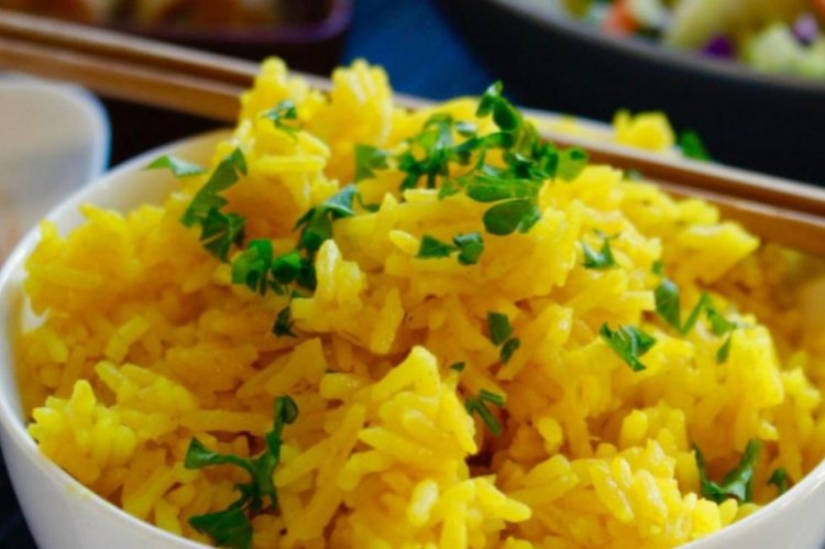 Gachas de arroz con especias aromáticas