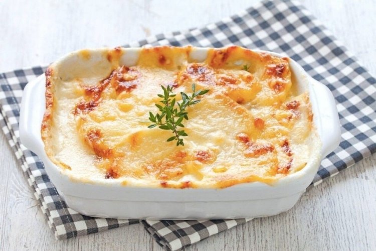 Gebackene Kartoffeln mit Käse
