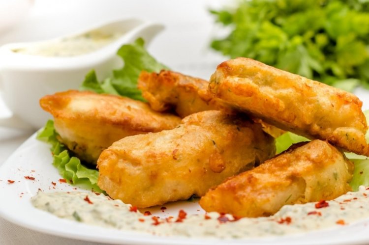 Fish Batter with Sour Cream, Hot Paprika, and Garlic
