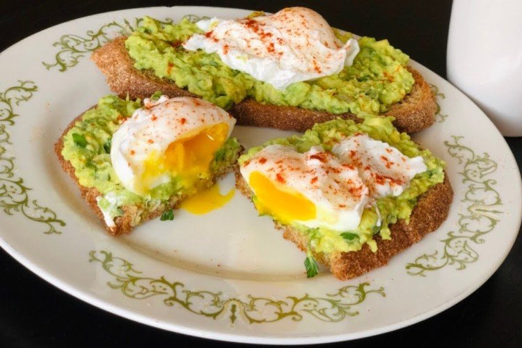 Avocado and Poached Egg Toasts