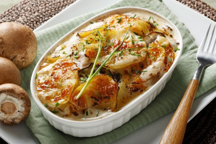 Gratinado de patatas y champiñones