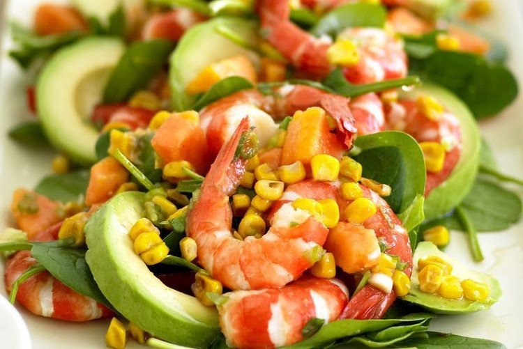 Salad with Shrimp, Avocado, and Corn