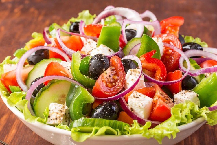 Vegetable Salad with Mozzarella