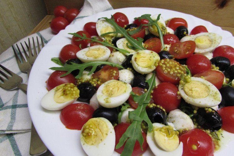 Mozzarella, Tomato, and Quail Egg Salad