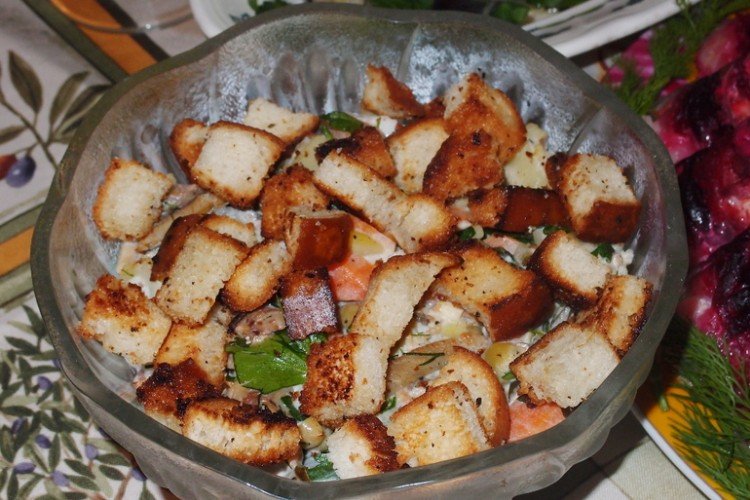Salad with Potatoes, Sprats, and Garlic Croutons