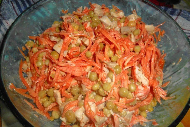 Salad with Smoked Chicken, Korean Carrots, and Green Peas