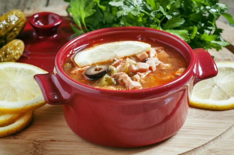 Meat Solyanka with Cauliflower