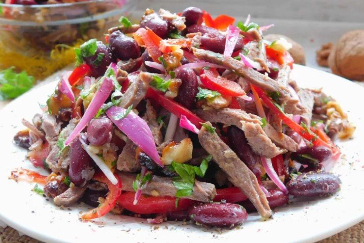 Tbilisi Salad with Beef and Dry Red Beans