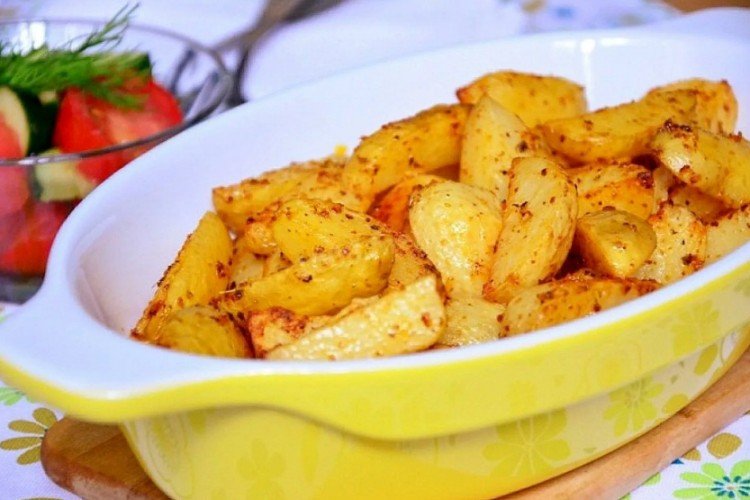 Country-Style Potatoes with Mustard and Honey in the Oven
