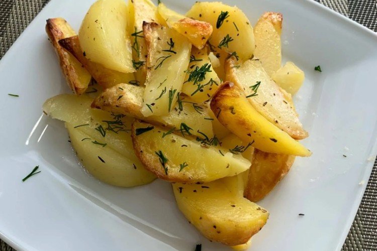 Country-Style Potatoes in a Roasting Bag