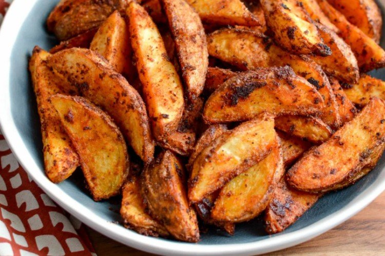 Spicy Country-Style Potatoes in the Oven