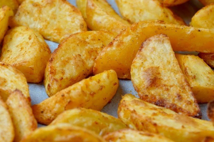 Country-Style Potatoes with a Crispy Crust
