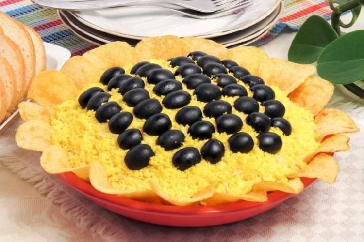 Klassisches Rezept für den „Sonnenblumen“-Salat