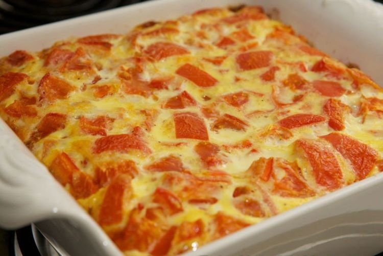 Tomato and Cheese Omelet in the Oven