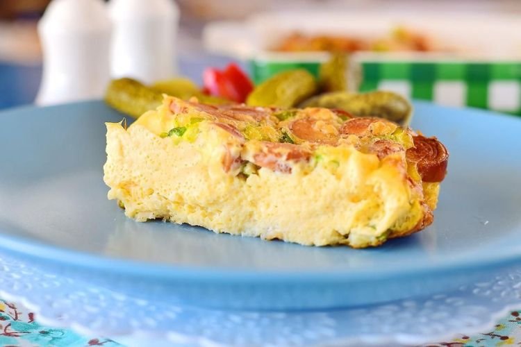Omelet with Hunter's Sausages in the Oven