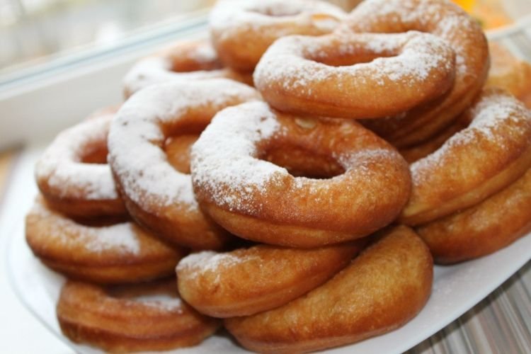 Donas suaves con crema agria