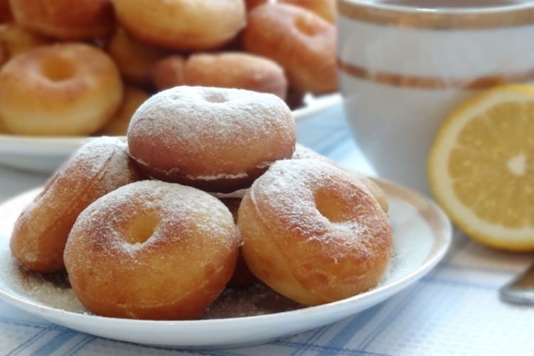 Donas con levadura fresca