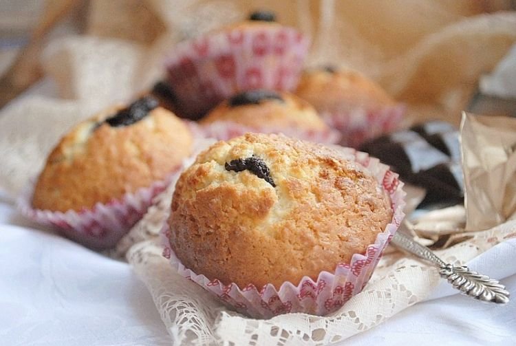 Cupcakes mit Schokoladenfüllung