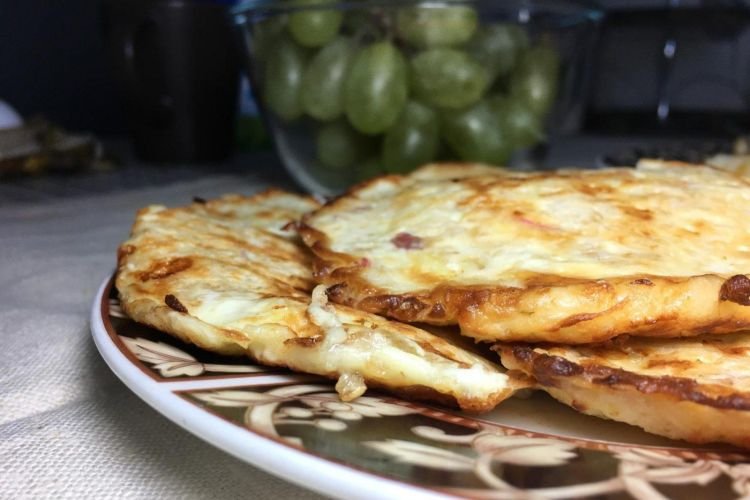 Panqueque de avena de manzana con canela