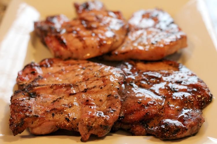 Pork Chops with Mustard, Honey, and Garlic in the Oven