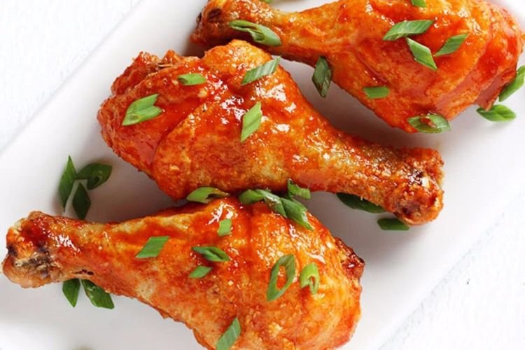 Chicken Drumsticks with Sour Cream and Ketchup in the Oven