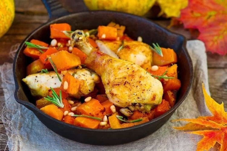 Chicken Drumsticks with Pumpkin in the Oven