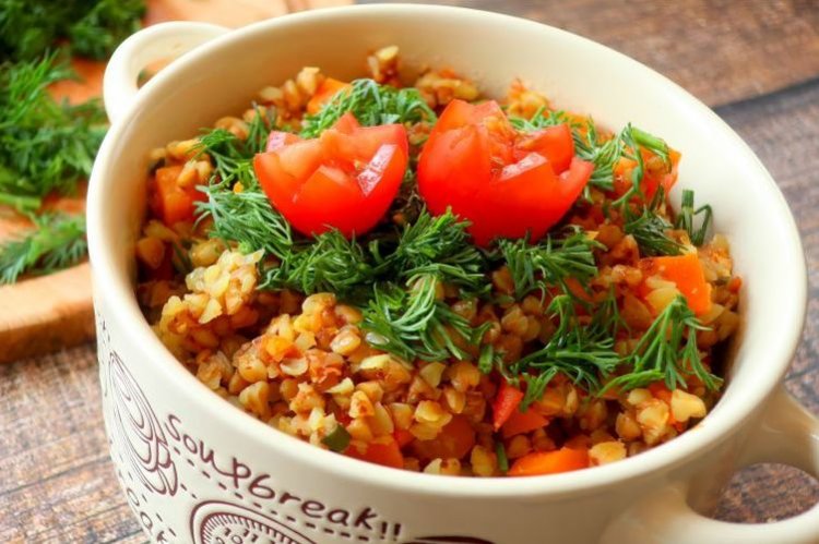 Alforfón al estilo comerciante para vegetarianos