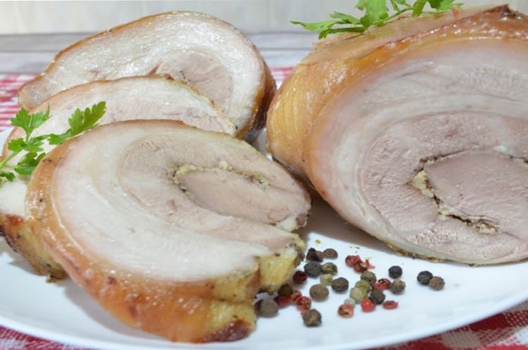 Hackbraten aus Schweinebauch