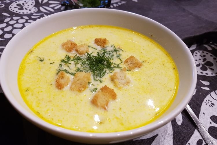 Cheesy Chicken Soup