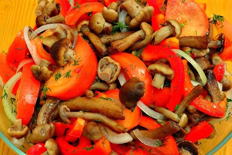Marinated Mushroom Salad