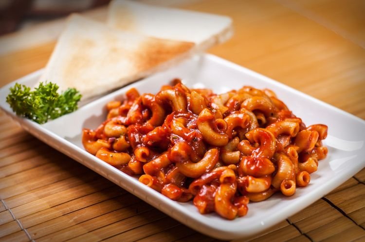 Macarrones con salsa de tomate