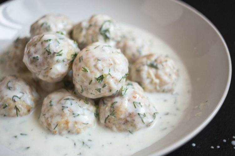 Albóndigas en leche