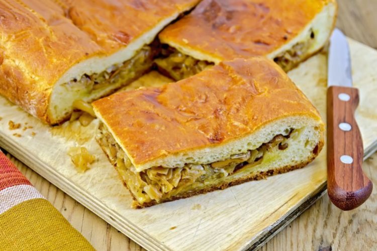 Hefekuchen mit Kohl