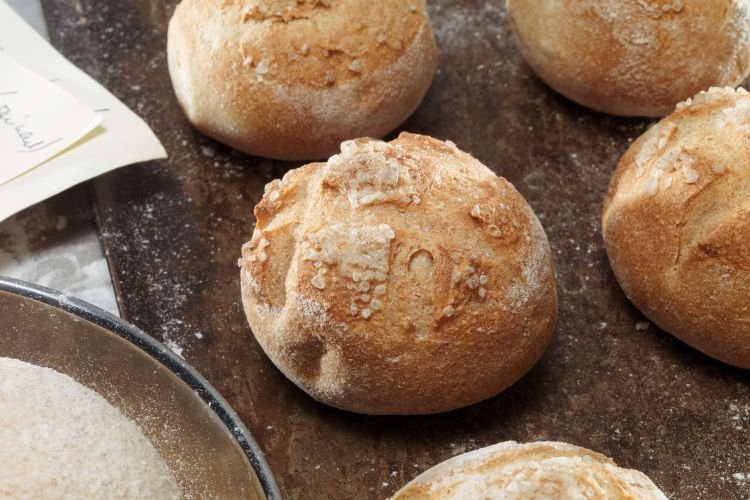 Roggenbrötchen mit Trockenhefe