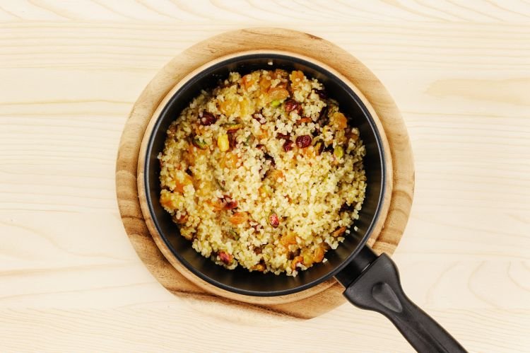 Bulgur with Dried Fruits
