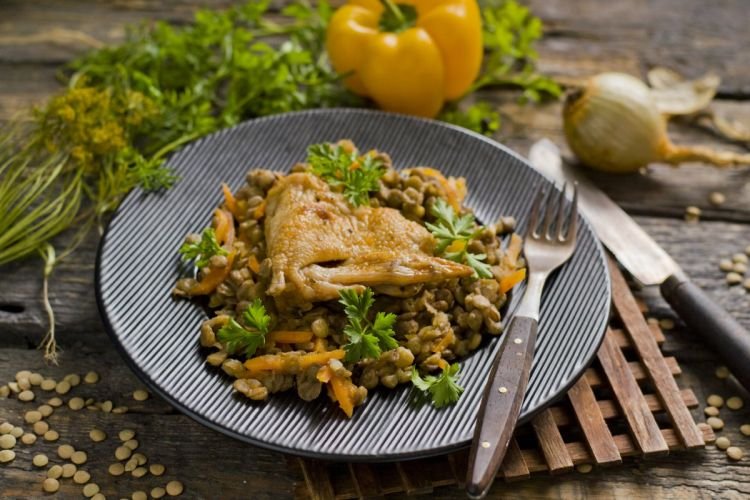 Huhn mit Linsen im Slow Cooker