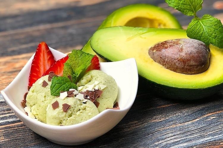 Avocado-Eis