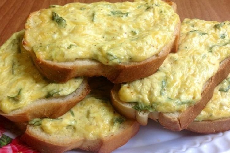 Hot Sandwiches with Cottage Cheese