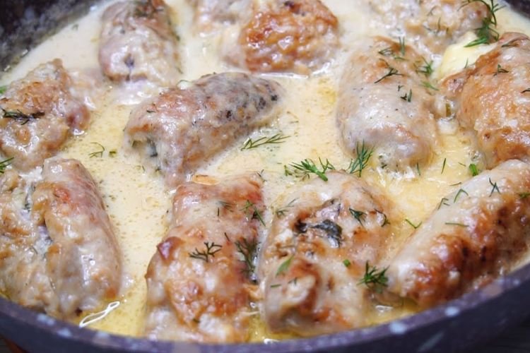Ćevapčići, in Sahne gebacken