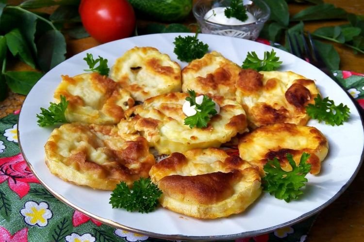Gebratene Zucchini mit Ei